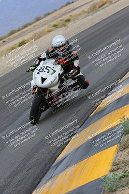 media/Jan-15-2023-SoCal Trackdays (Sun) [[c1237a034a]]/Turn 15 Inside (140pm)/